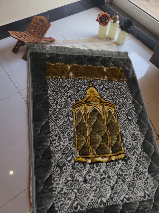 Maqam e Ibrahim Premium Prayer Mat - Foam Jayenamaz